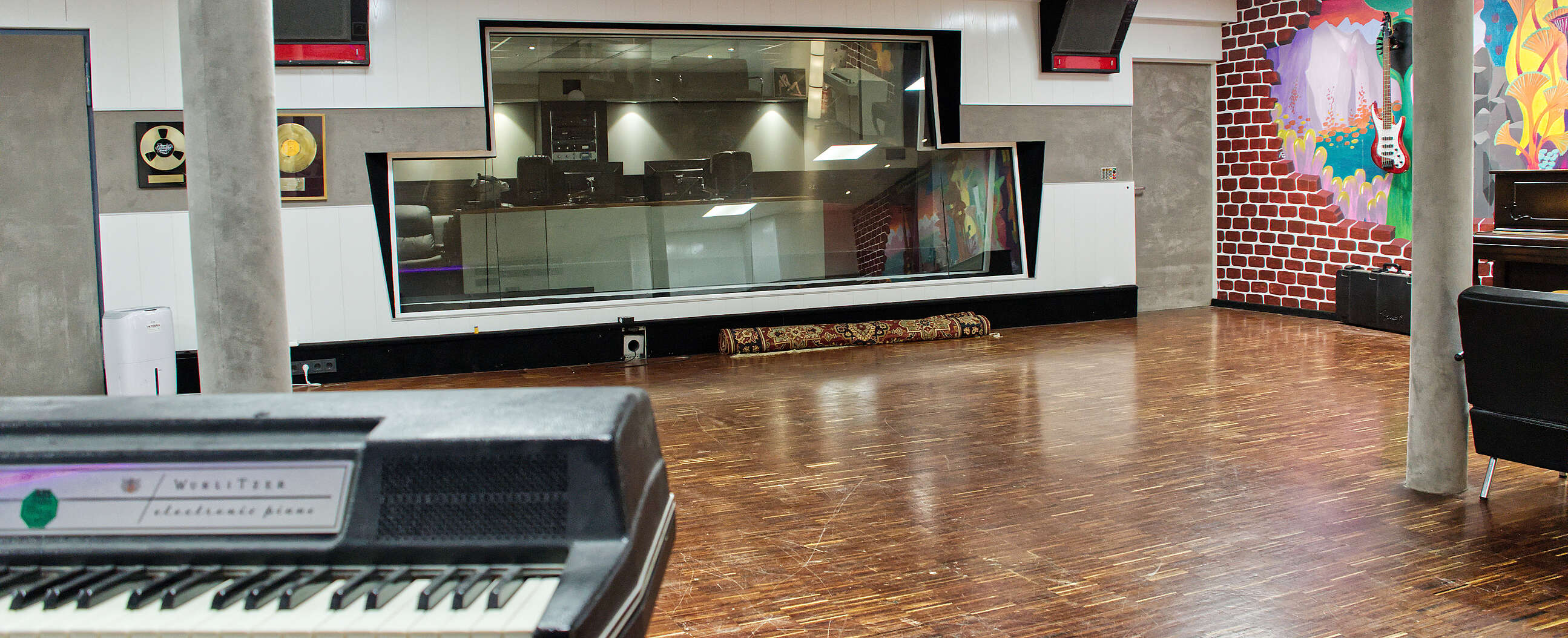Dierks Studio 1, Germany